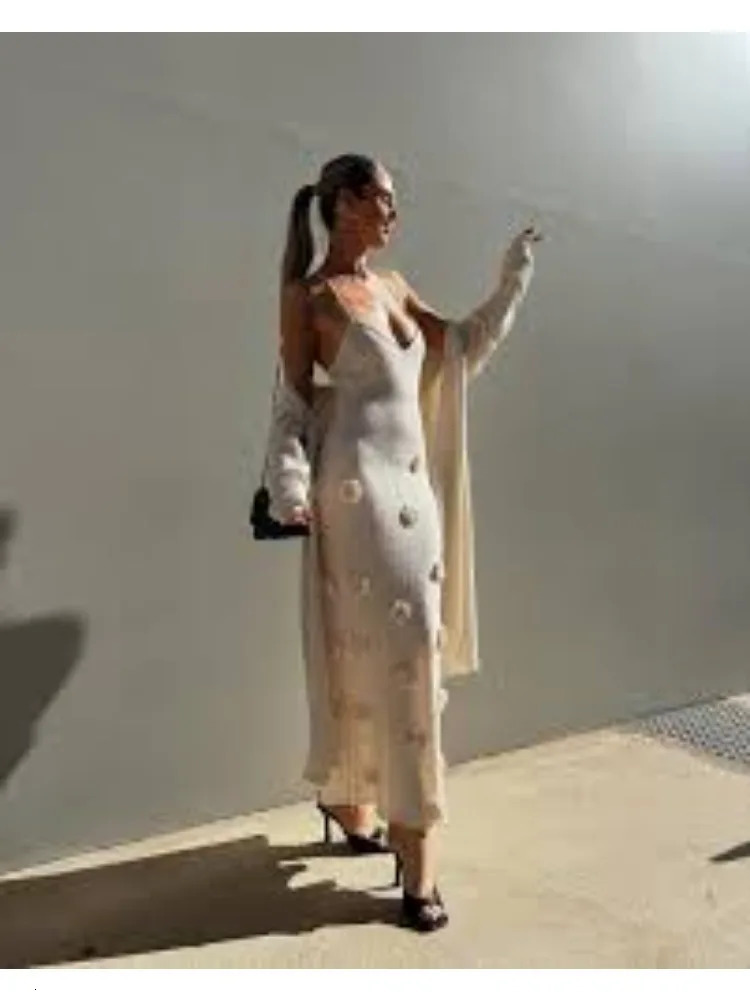 Womens Knitted Embroidered Dress Cute and Sexy Long Skirt for Girls Beach Vacation Females Slim Fitting 240627