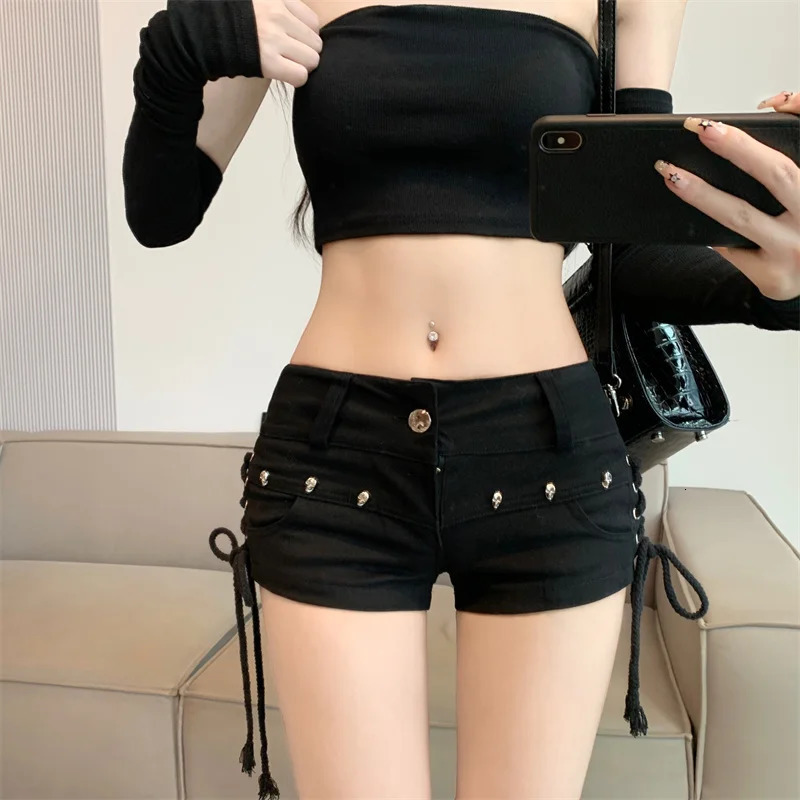 Womens Black Gothic Denim Shorts Streetwear Y2k Lace-up Cowboy Mini Pants Harajuku Vintage Low Waist Jeans Shorts 2000s Clothes 240629