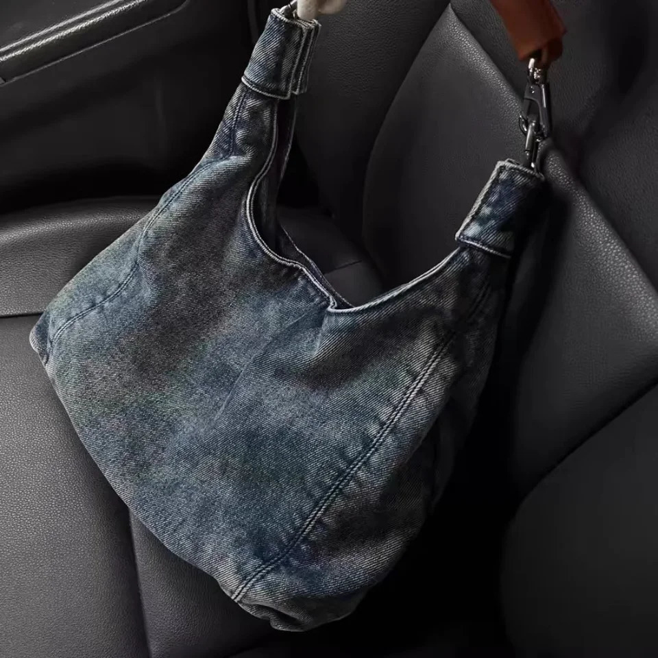 retro denim shoulder womens leather handle underwear high-end casual handbag fashionable spicy girl homeless bag 240929 0fe2