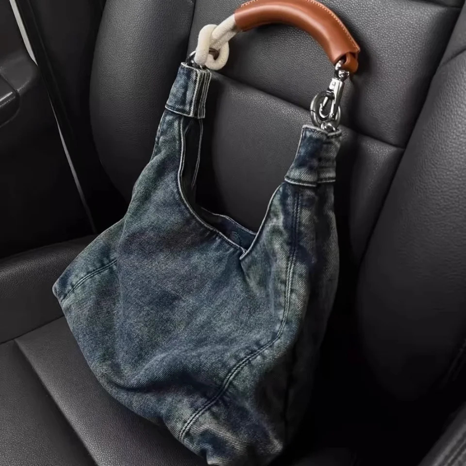 retro denim shoulder womens leather handle underwear high-end casual handbag fashionable spicy girl homeless bag 240929 0fe2