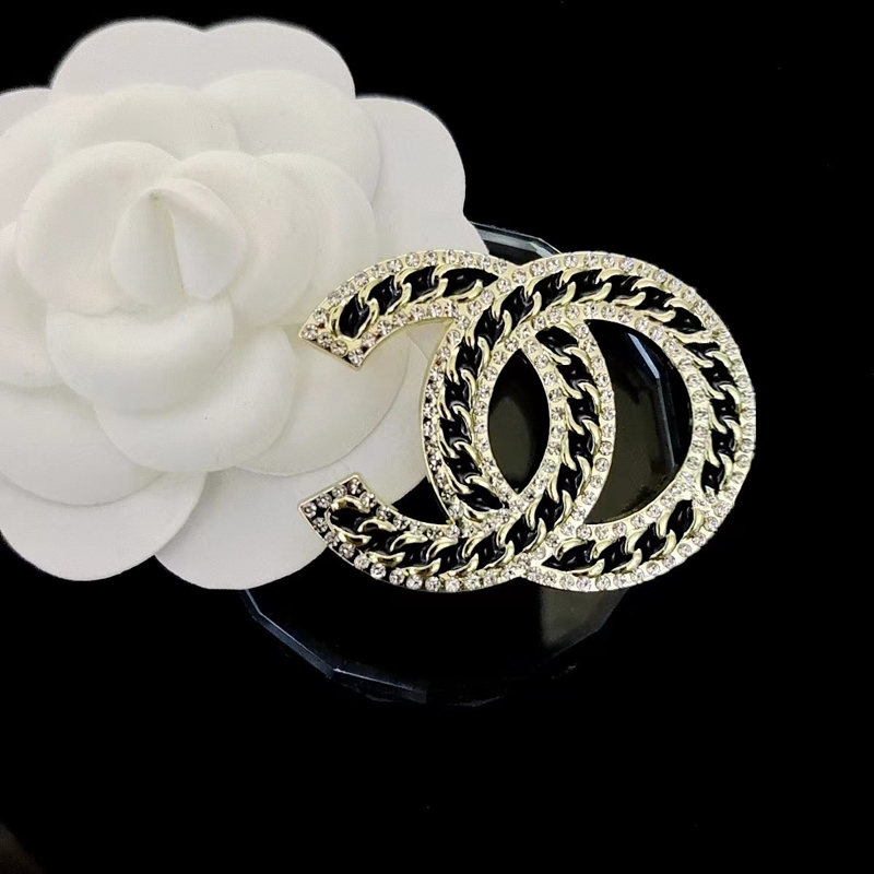 Vintage Women Men Designer Brooch Gold Silver Color Luxury C Branded Pin For Suit Party Wedding BRO008