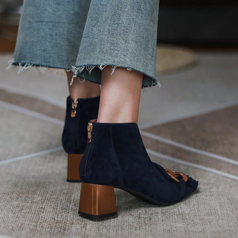 AutumnWinter Women Sheep Suade Toe Square Heel Mid-Heel Ankle Boots Fringed Zipper Fashion Office Lady Shoes 240927 4