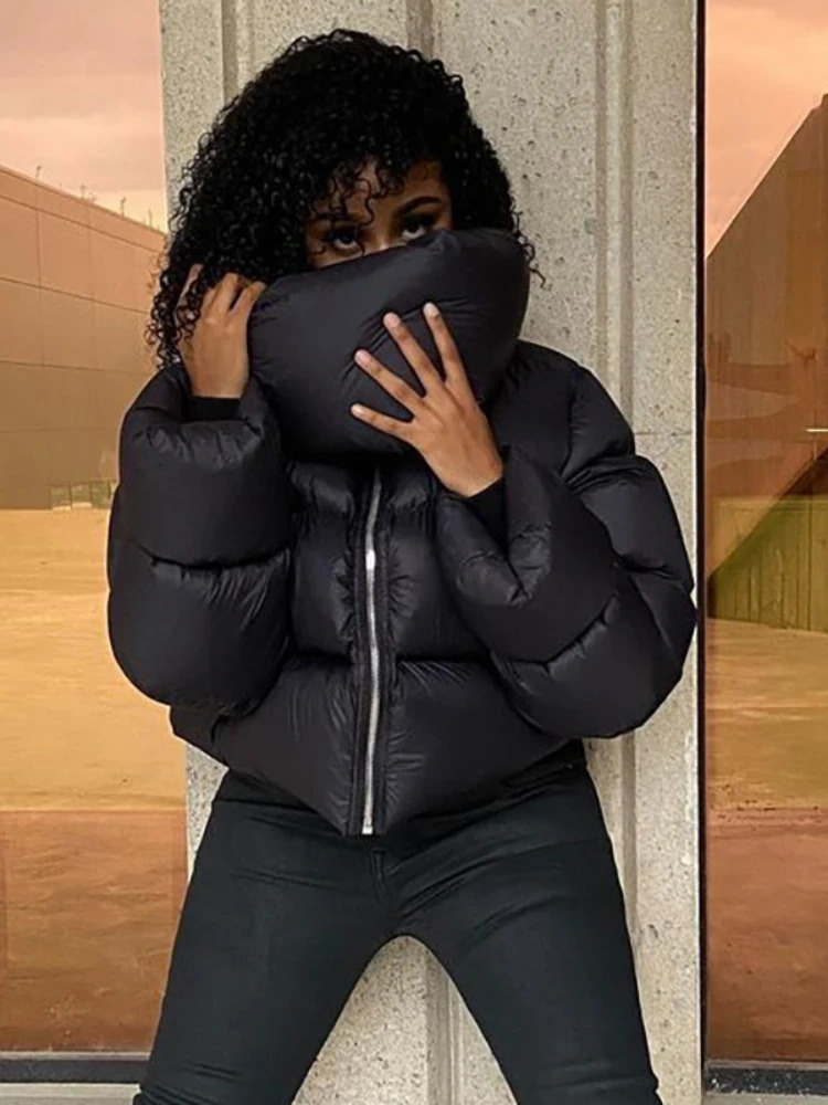 Women's Oversized Puffer Jacket With Scarf Collar In Green