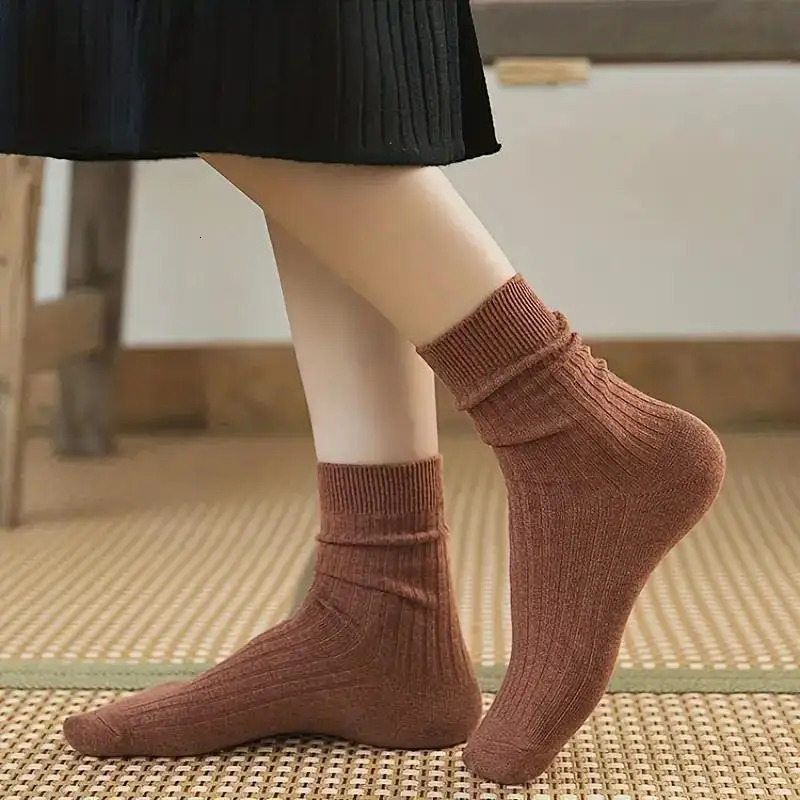 510 pairs of vibrant mixed color striped comfortable crew socks soft breathable classic casual daily wear 240926