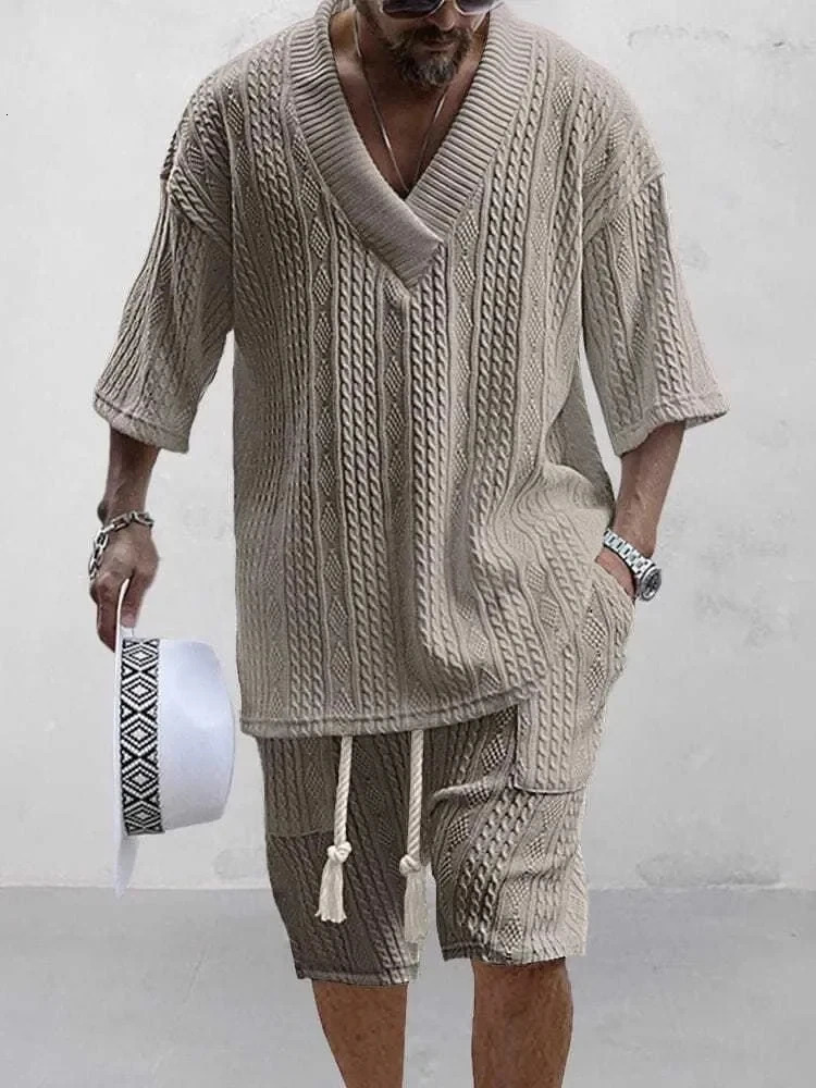 Mens casual sweater set loose short sleeved T-shirt mens wool sweater set item 240930
