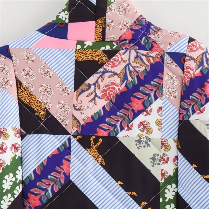 KEYANKETIAN 2024 AutumnWinter Womens Geometric Totem Print Quilted Outwear Jacket Retro stylePockets Oversize Short Coat 240927