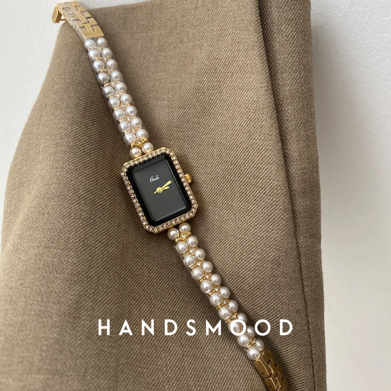 Pearl Bracelet 2024 Quartz Womens Watch Featuring Japanese Sport Inlaid with Water Diamond Retro Fashion 240918