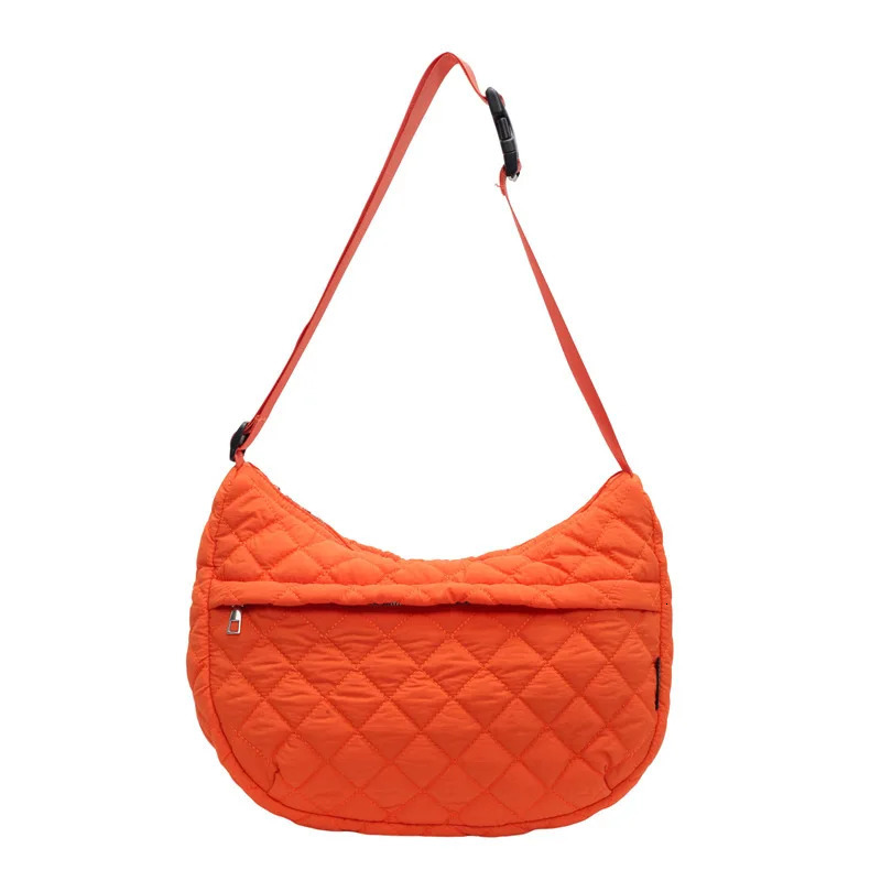 2024 Autumn/Winter Shoulder Bag Womens Cloud Folding Casual Personalized Large Capacity Cotton Messenger Bag ww 241008