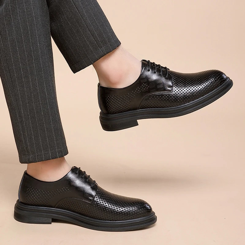 Summer elevator shoes mens dress shoes 3/6/8cm mens formal shoes hollow classic business mens Oxford shoe set shoes 240930