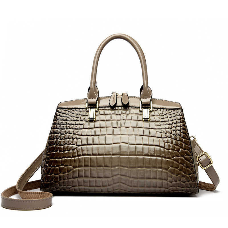 CMM Big Bag Trendy Womens Handbag New Boston Pillow Bag Light Luxury Atmospheric Middle Aged Mother Bag