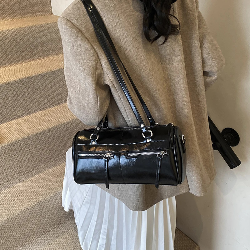 Large capacity womens shoulder bag high-quality solid color trend Versatile womens bag Bolsas Para Mujeres 240930