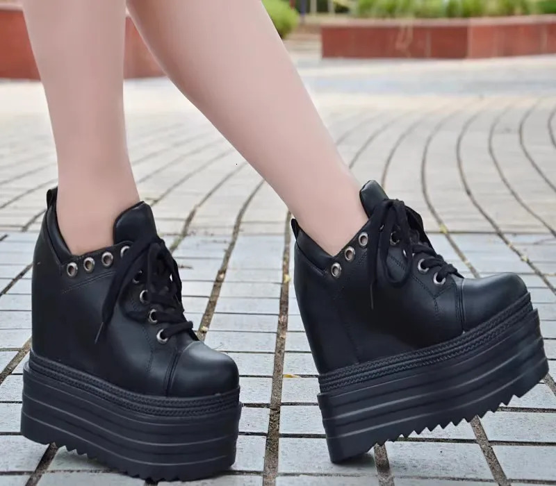 Women High Platform Autumn Breathable Leather Casual Height Increasing Shoes 13 CM Thick Sole Ladies Sneakers 240924