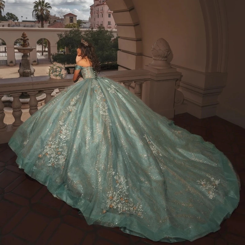Aqua Blue Shiny Princess Ball Gown Charming Quinceanera Dresses Classic Applique Lace Beads Tull Sweet 16 Dress Vestidos De 15 Anos