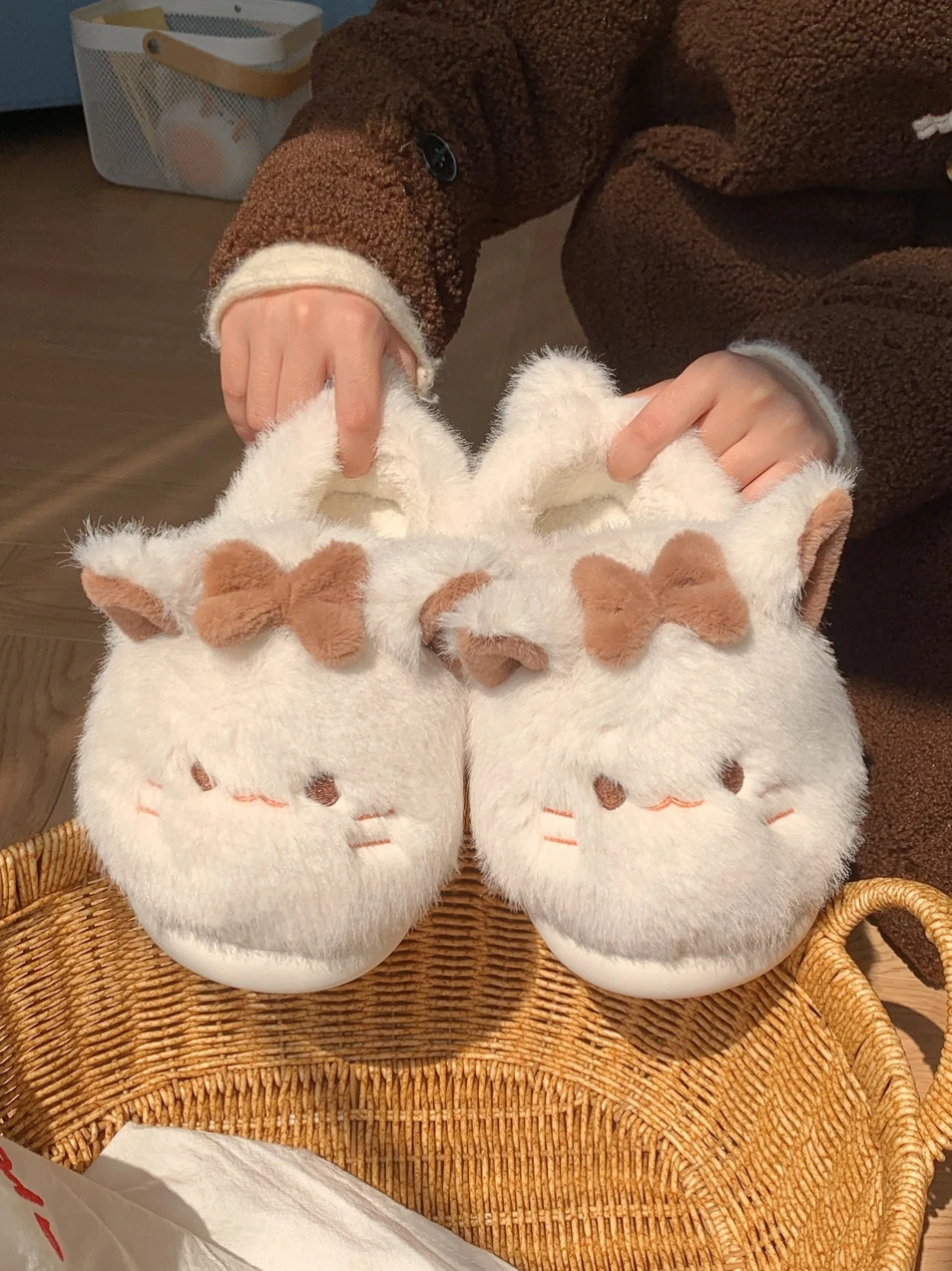Fun and Cute Home Slippers for Women Winter Warm Thick Bottom Cotton Slippers Cute Cat Plush Home Shoes240921bj