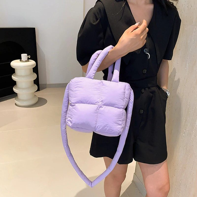 er Fluffy Shoulder Bag Womens Bedding Space Cotton Down Pad Large Capacity Handbag Winter Shopping Handbag ww 241008
