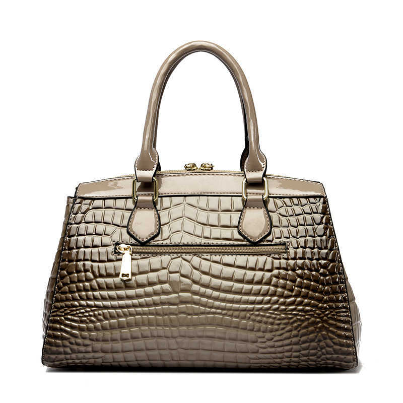 CMM Big Bag Trendy Womens Handbag New Boston Pillow Bag Light Luxury Atmospheric Middle Aged Mother Bag