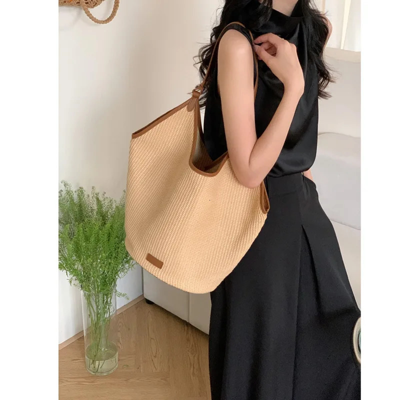 Natural turf woven beach bag travel shoulder shopping bag large capacity womens outdoor bag 240930