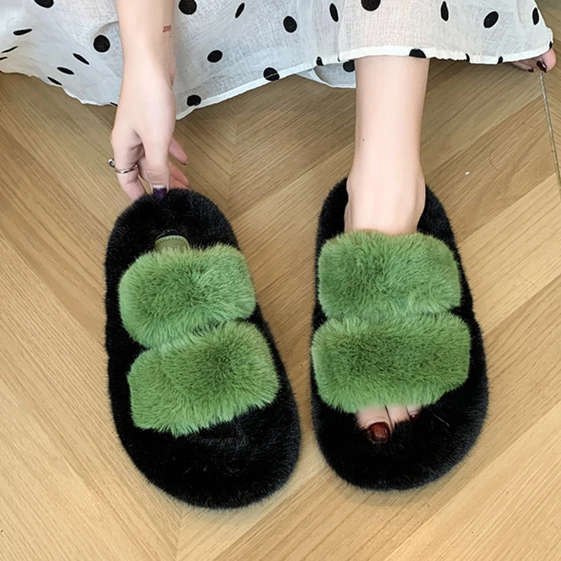 Med Shoes Womens Slide Slide Fur Flip Platform er Plush Soft Tablet with Fur Roman Rubber Fashion 240925