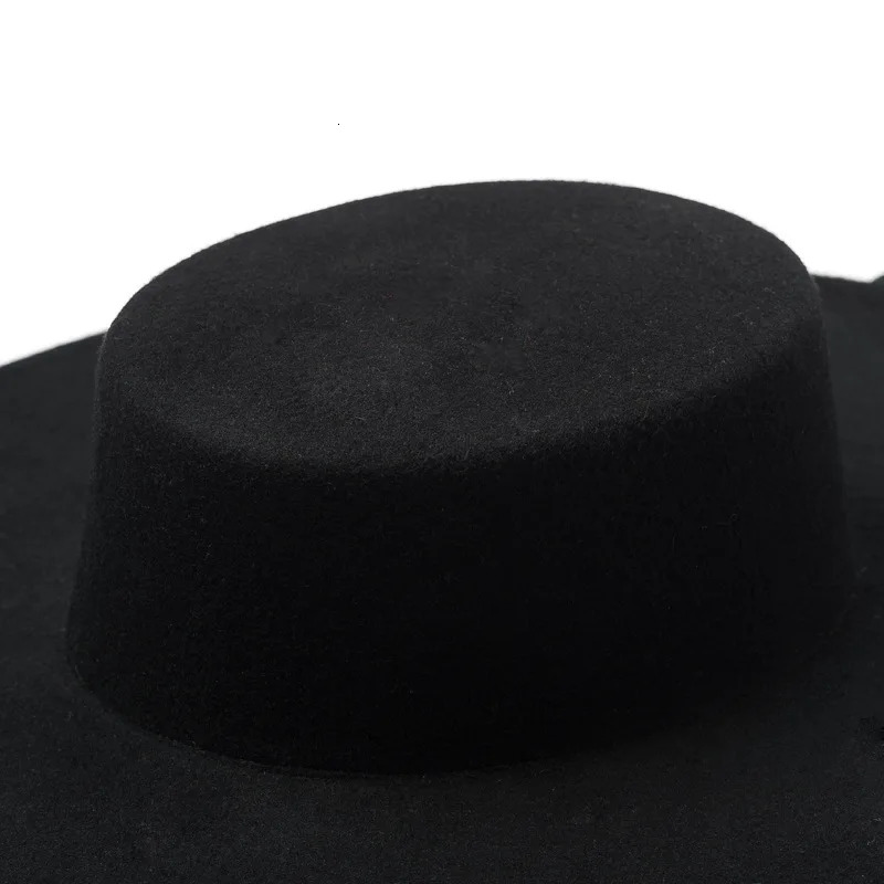 King Wheat Winter Big Brim Flat Roof Black Wool Womens Fedoras Stage Performance S Bandage Solid Simple Fashion Felt Cap 240921