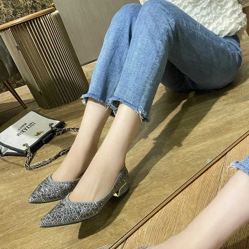 Womens Pumps 2024 Crystal Pointed Toe Low Heeled Party Bride Wedding Shoes Fashion Loafers Elegant Ladies Dress High Heels 240927