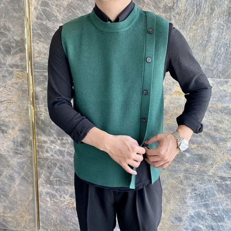 Knitted sweater mens sleeveless mens button slotted green vest 90s retro street er jacket X A 240930