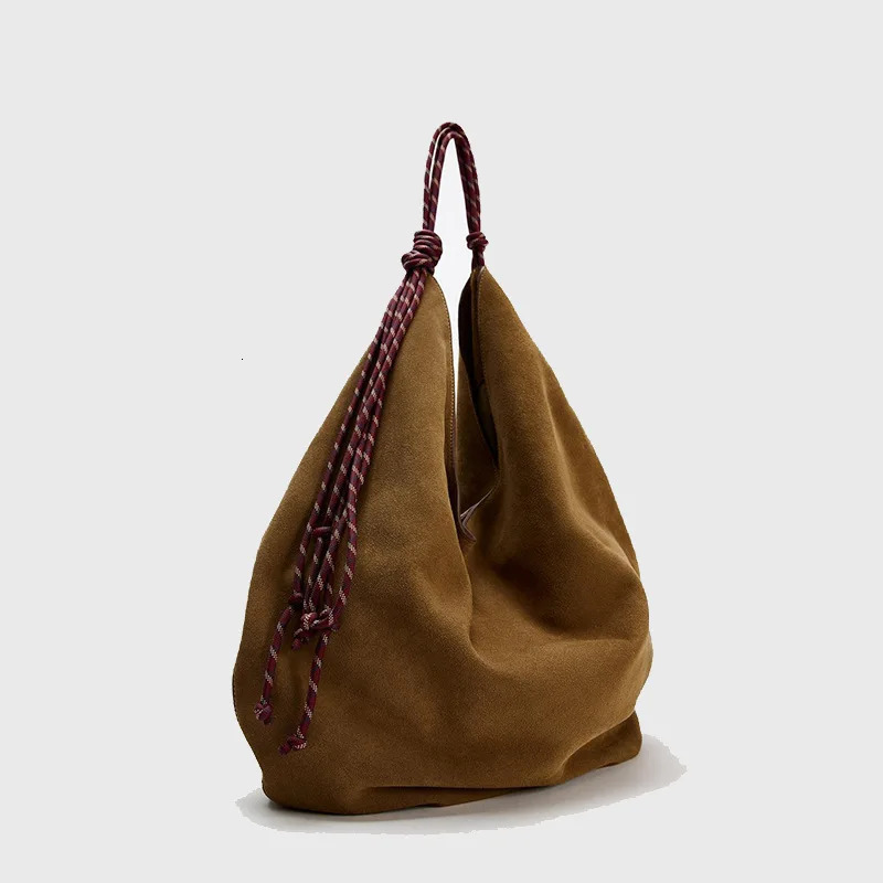 Stylish Tassel Womens Dark Brown Suede Shoulder Bag Large Capacity Shopping Bag Strappy Handle Underarm Bag 240930