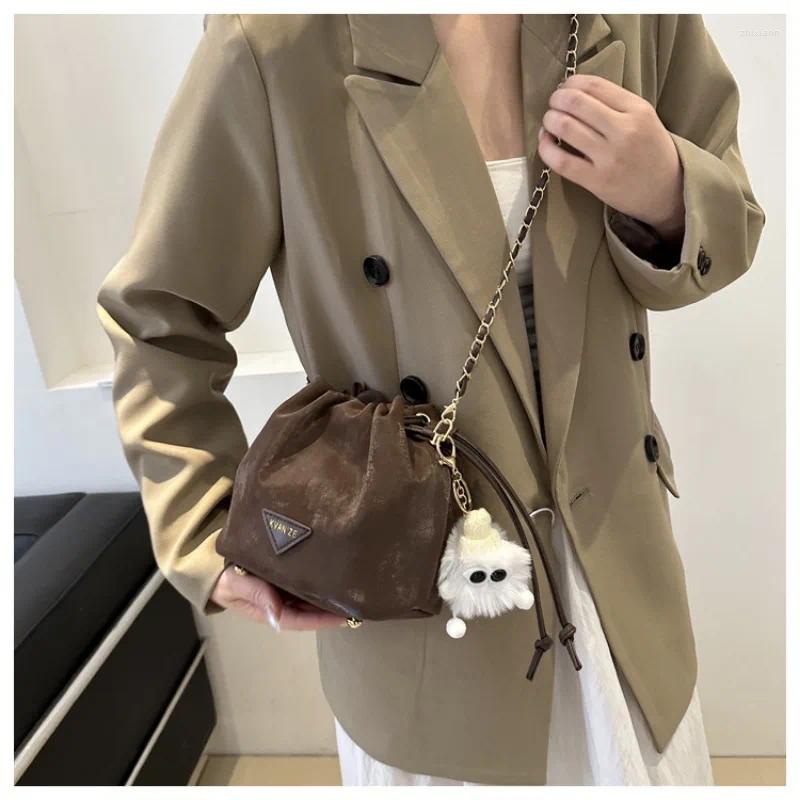 Shoulder Bags Fashion Design Small Women's Chain Crossbody Bag Drawn Western Style Water Bucket 97f8
