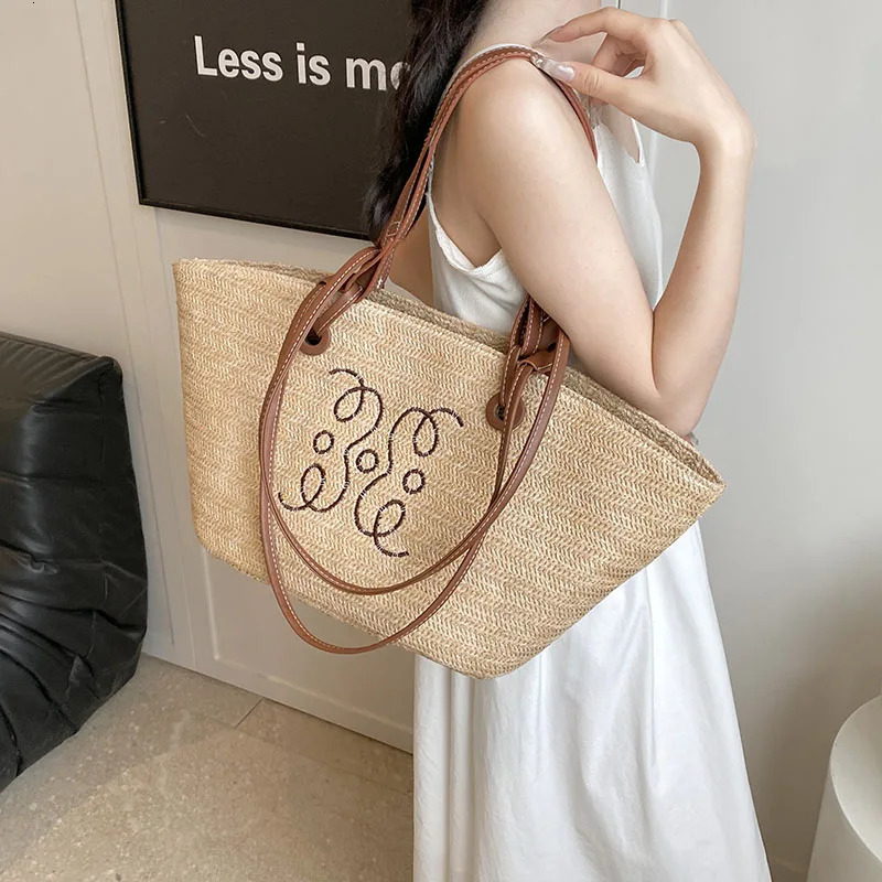 3 Womens large capacity straw bag handbag beach summer seaside travel fashionable and casual shoulder armpit 240926 4