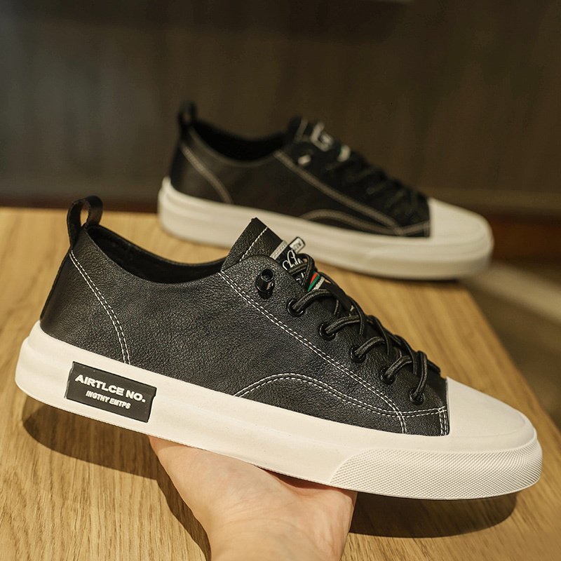 One foot men's autumn breathable kitchen work labor protection flat waterproof and non slip black casual leather shoes soft sole