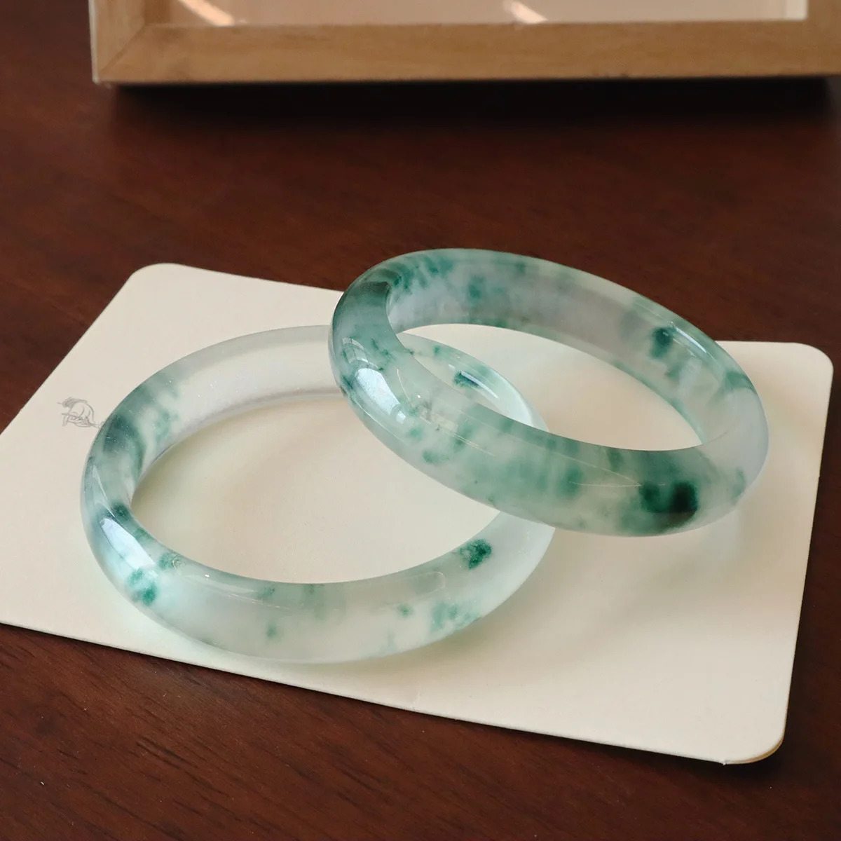 Natural jadeite bracelet ice glutinous seed dark green floating flower light sunny green jadeite jade bracelet 240930