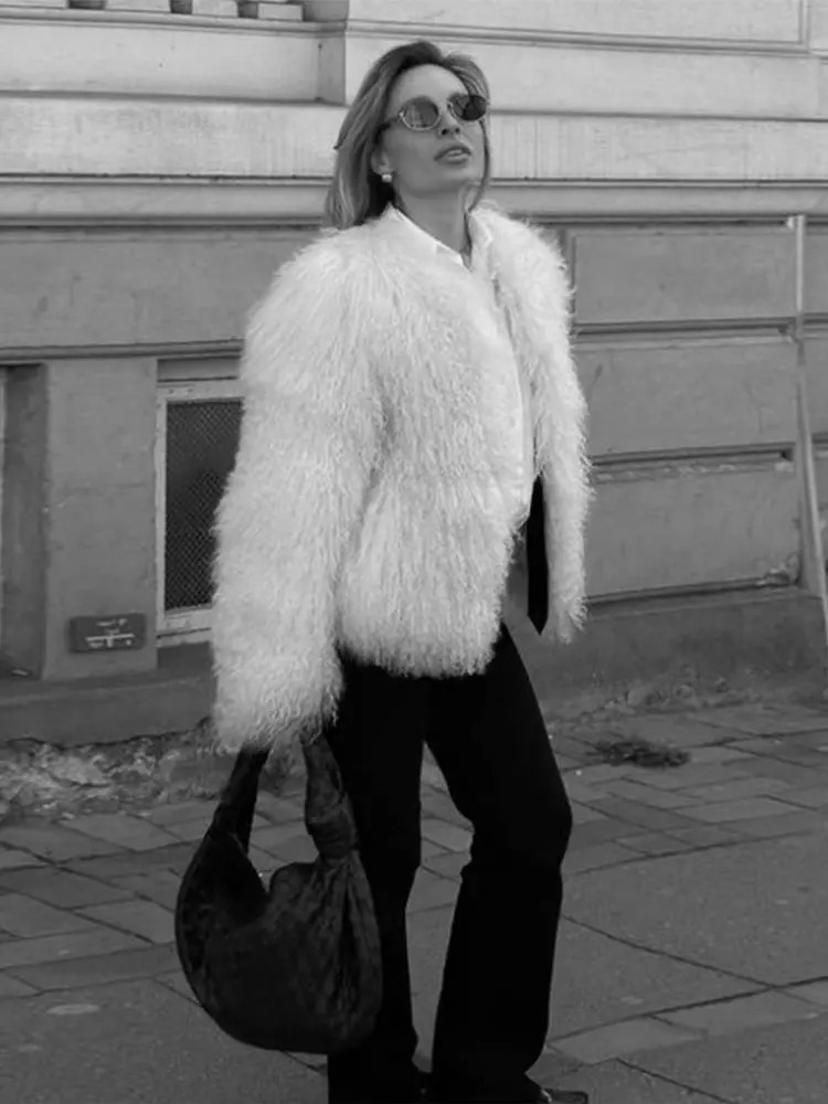 Womens Elegant White Wram Faux Fur Jacket Fashionable Fluffy O-neck Long sleeved Open top Coat Winter Womens Unique Cutting Coat 240923