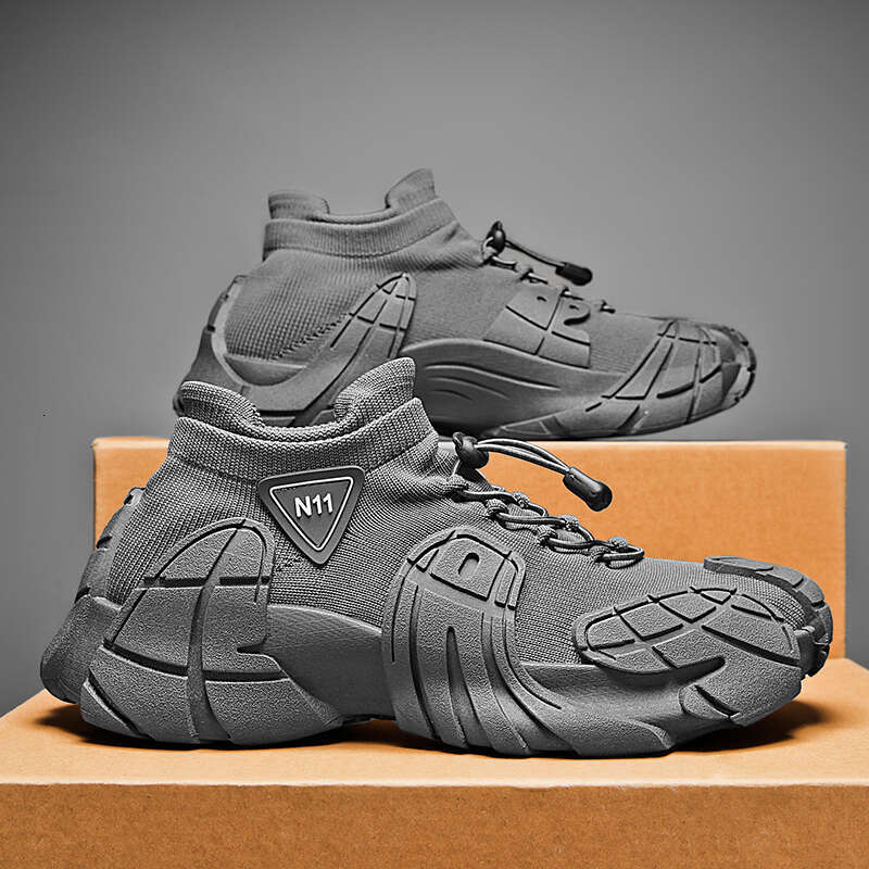 Trendy Octopus Sports Men Mesh Breathable Jogging Oversize Walking Shoes Male Footwear Mid-top Sock Sneakers