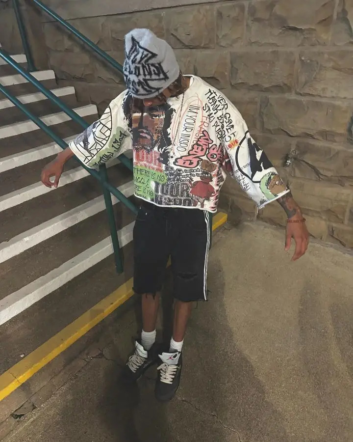 Y2K T-shirt medium long sleeved mens punk hip-hop graffiti style graphic printing oversized Harajuku T-shirt loose short sleeved 240930