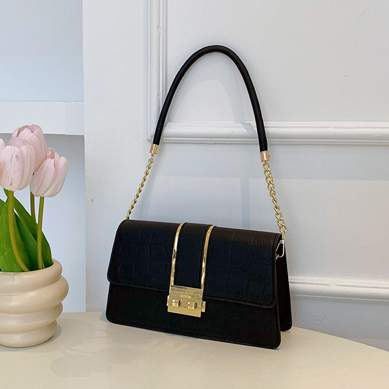 new model High quality texture small leisure for women s trend summer versatile new trend wrap niche ins armpit shoulder white square bag