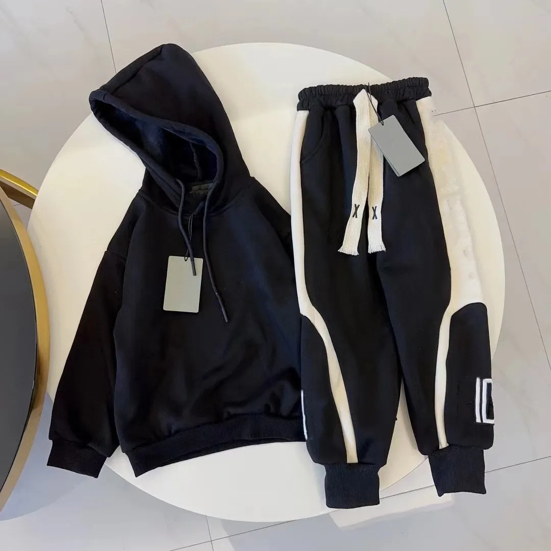 Baby Designer Children's Clothing Hoodie Set High quality Baby Clothing Sweatshirt Coat Clothing for boys and girls Fashion pullover zip-up shirt loose tracksuit