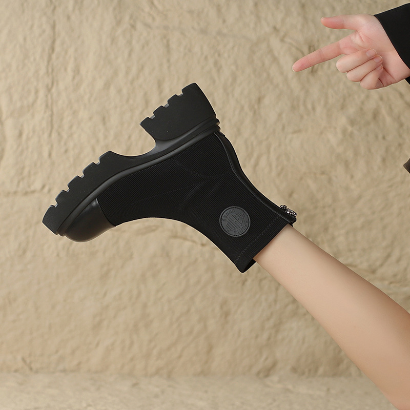 Women's Fashion Martin Boots: Trendy 2024 Winter Wear c30b