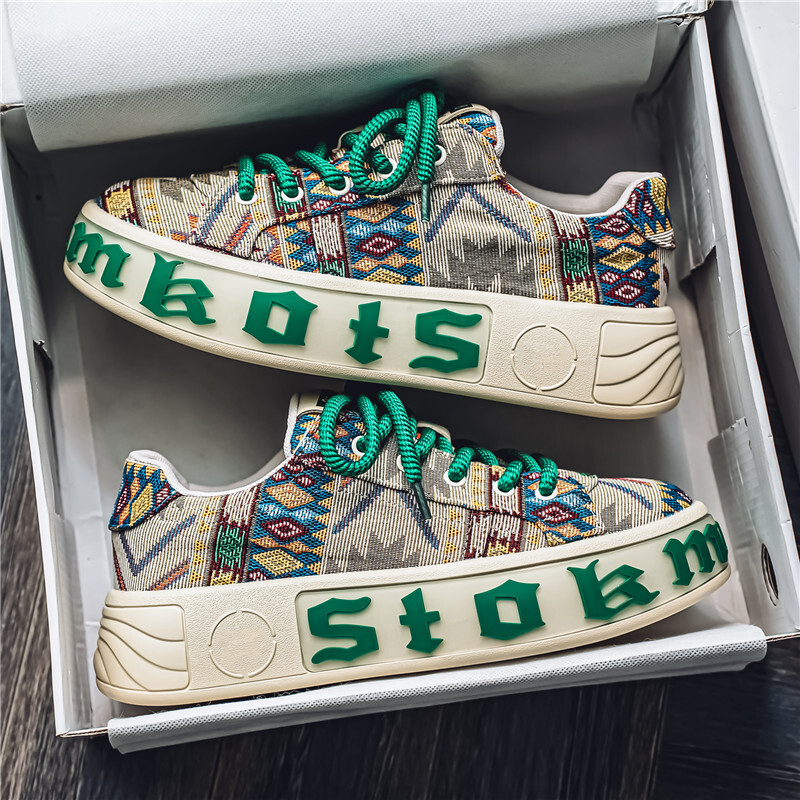 Canvas men's 2024 new summer breathable personalized printed casual trendy shoes, height increasing thick sole versatile sports board shoes