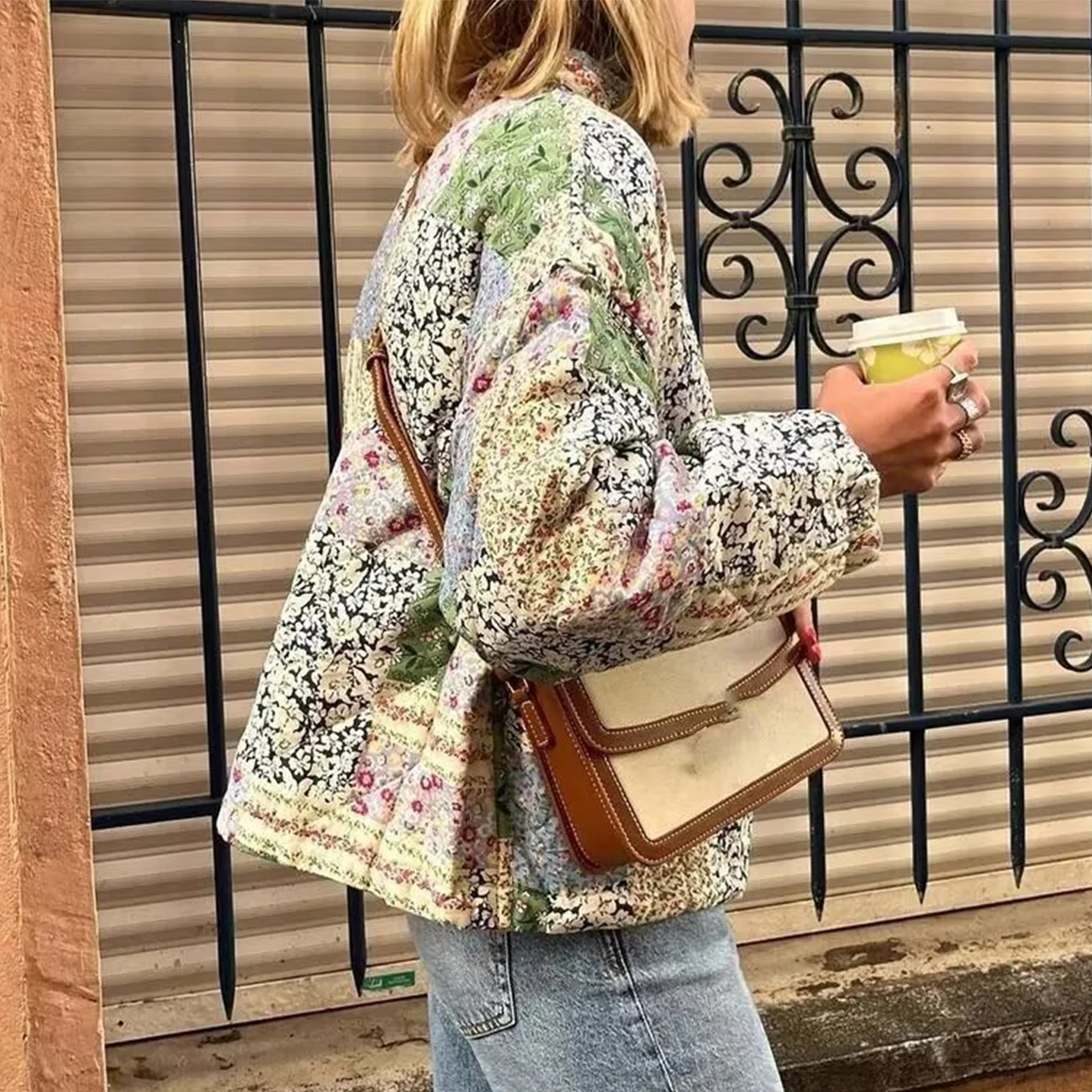 Womens Y2K floral puff jacket for winter warmth retro patch work quilted jacket long sleeved button up jacket with pockets 240924 - view 3