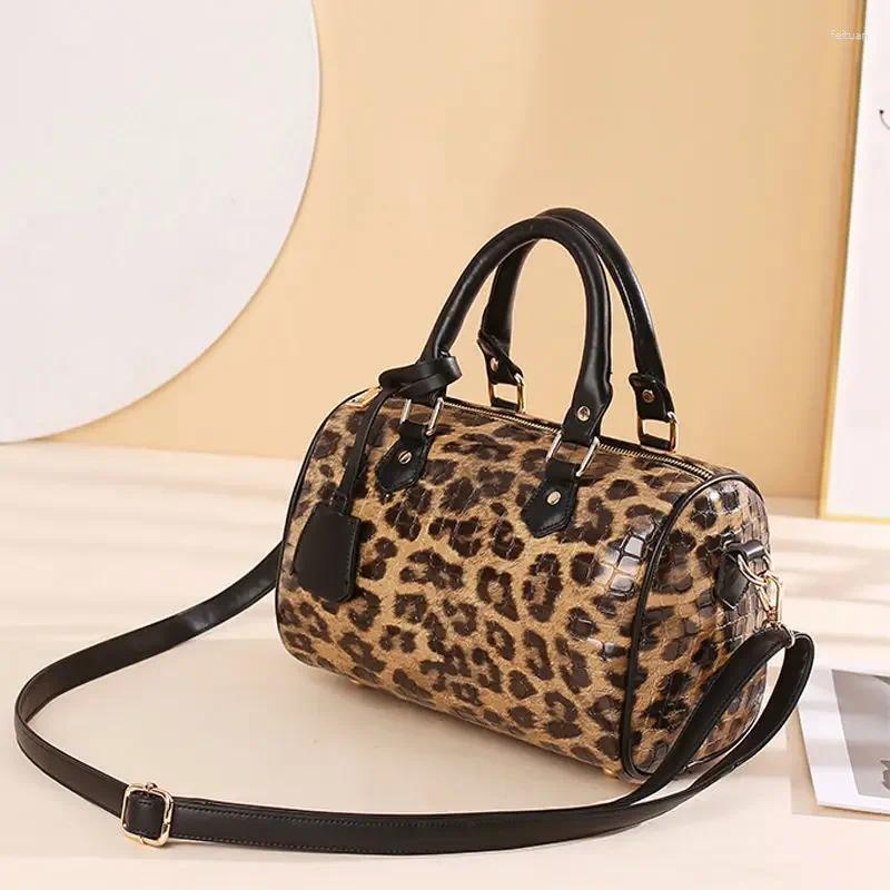 Shoulder Bags Fashion Leopard Women Handbags European Design Patent Leather Ladies Female Girl Crossbody Bag 764b
