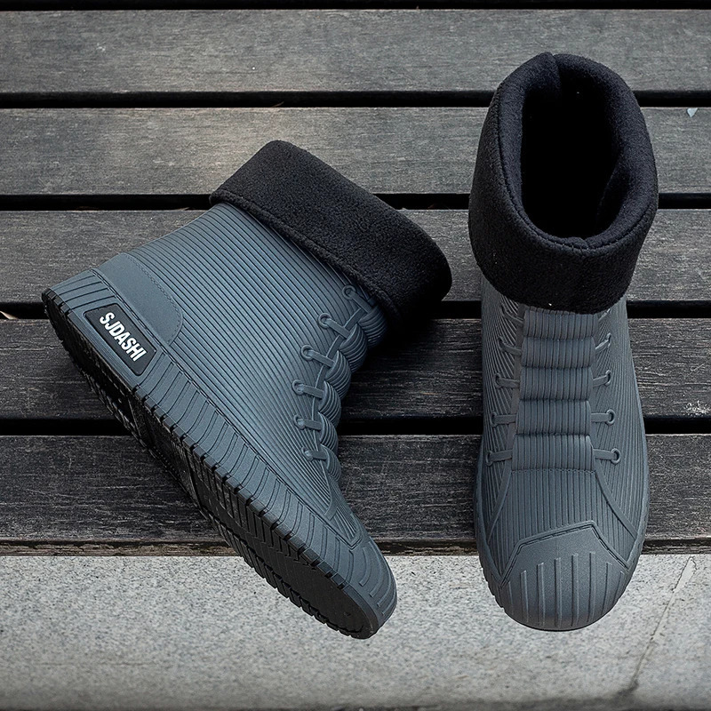 Versatile casual short bucket waterproof shoes for men and women lined with wool for warmth anti slip and wear-resistant outdoor rain boots 240930
