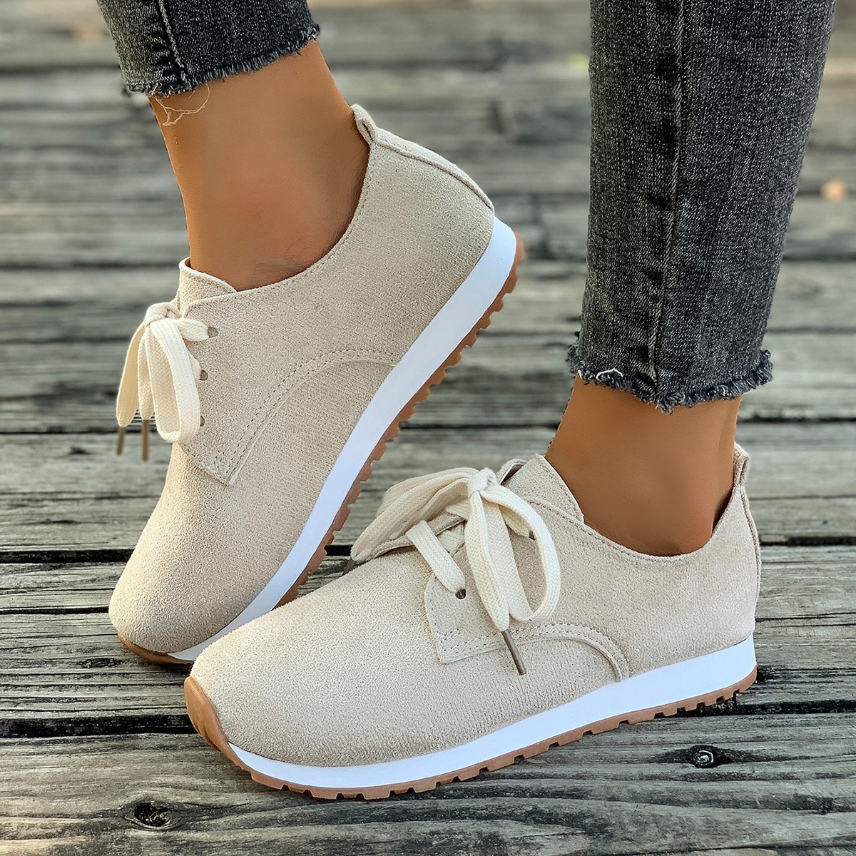 Casual Flat Round Toe Lace Up Walking Shoes for Women - Apricot 954e