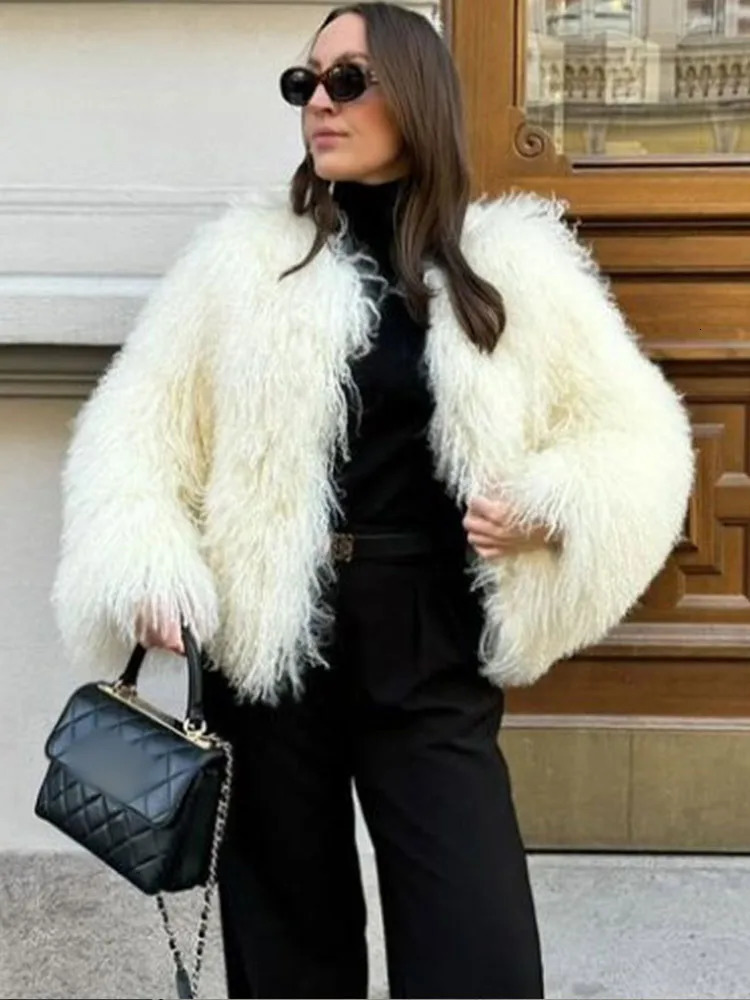 Womens Elegant White Wram Faux Fur Jacket Fashionable Fluffy O-neck Long sleeved Open top Coat Winter Womens Unique Cutting Coat 240923