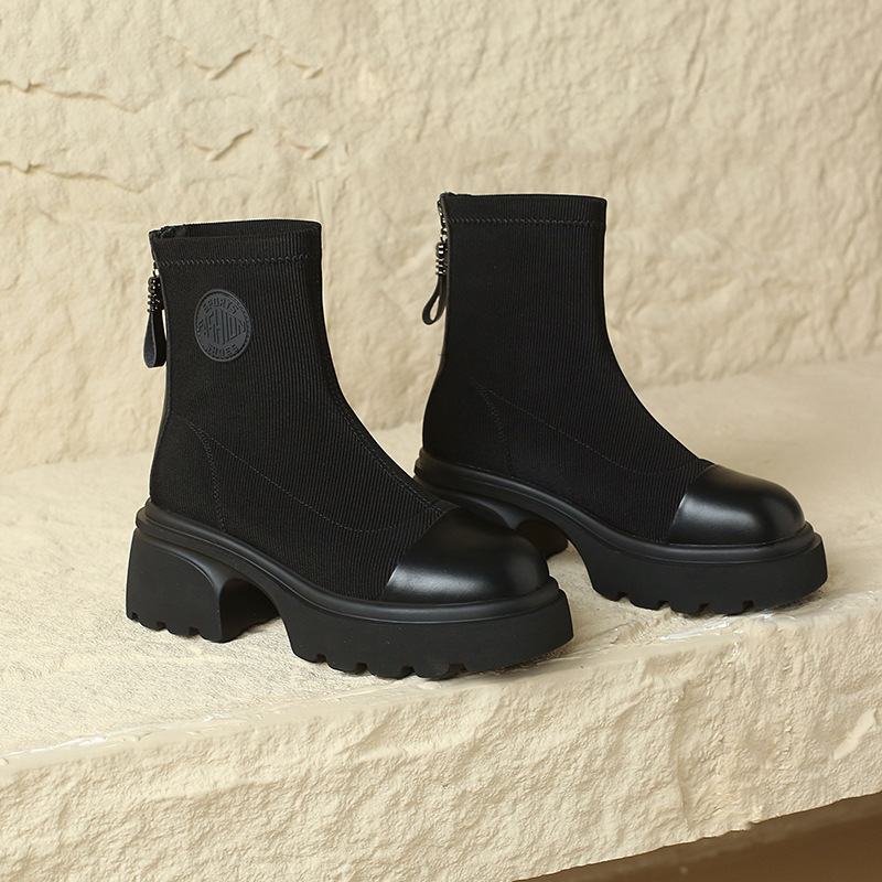 Women's Fashion Martin Boots: Trendy 2024 Winter Wear c30b