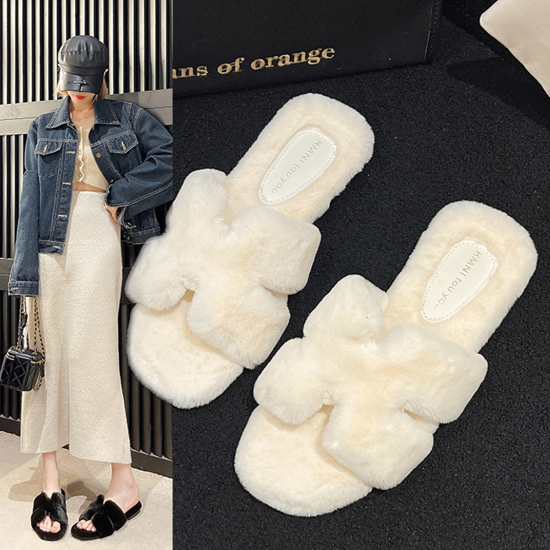 2024 new designer shoes thick soled plush coat fashionable multi-function fashion middle heel Internet red single line slippers suitable for women