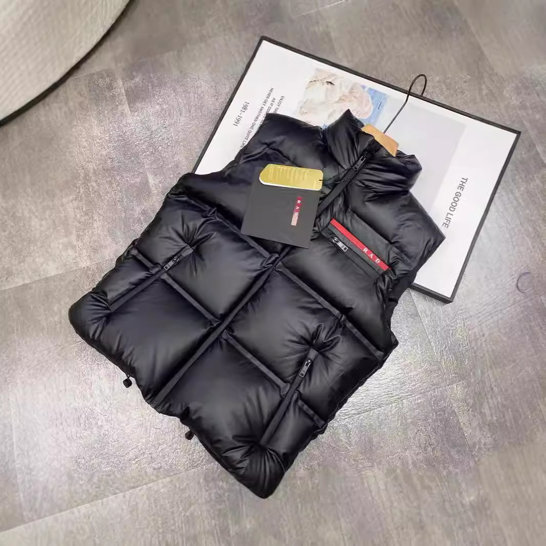 Ins Milan Fashion Brand Autumn/Winter New Collection Red Label Down Jacket for Men and Women Couples Down Vest Bread Jacket S25811 S25829