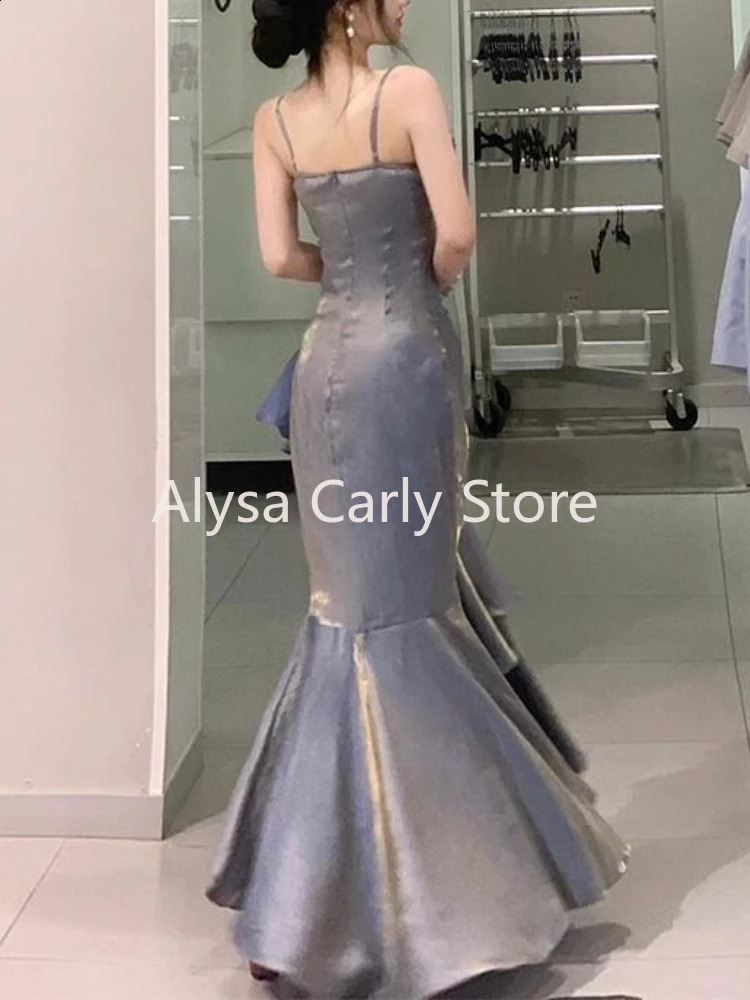 Korean retro velvet long dress for women luxurious ultra-thin mermaid spaghetti strap floral dress elegant and sexy casual evening gown 240929