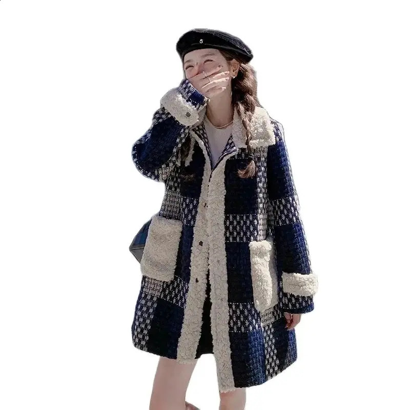 Wool patch work plain wool coat winter loose thick womens medium long beautiful short wool WF 240927