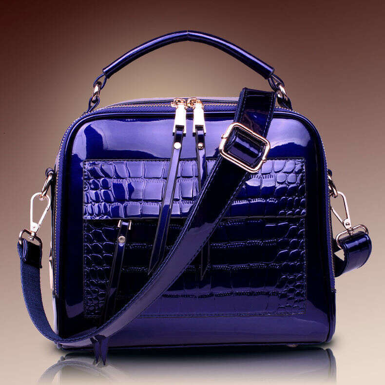 Genuine Crocodile Pattern Square Crossbody Bag, Patent Leather Glossy Surface, Fashionable And Versatile Shoulder Bag