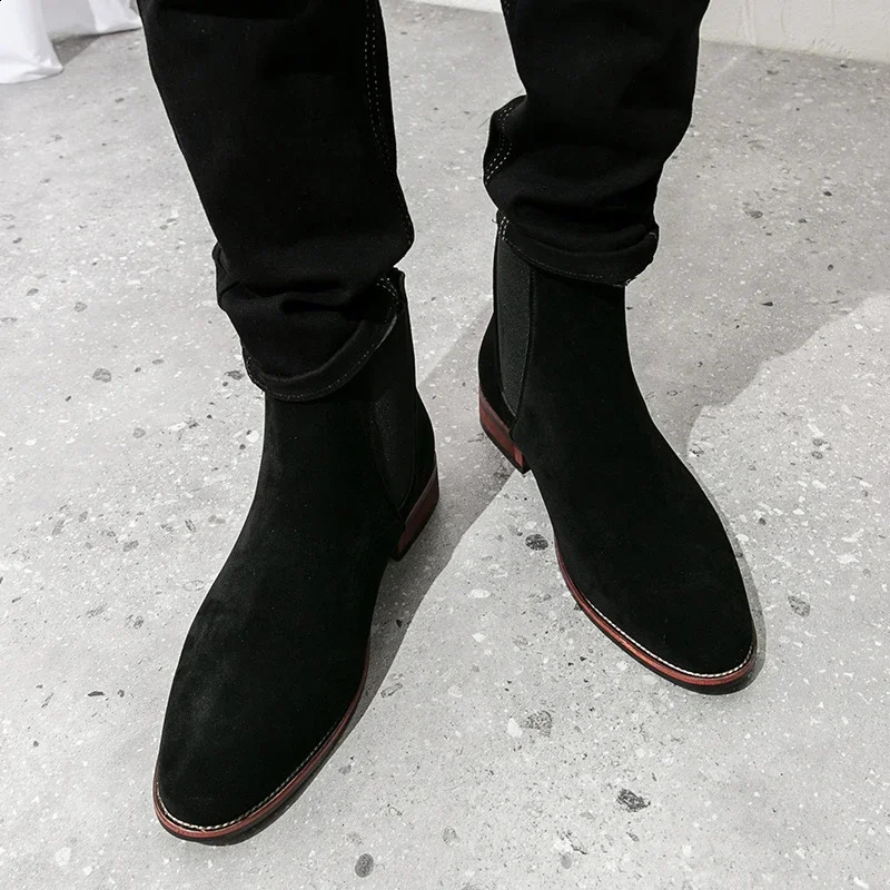 Winter mens ankle boots European American British style selling mens wedding corner shoes classic suede Chelsea boots 2024 ww 241008