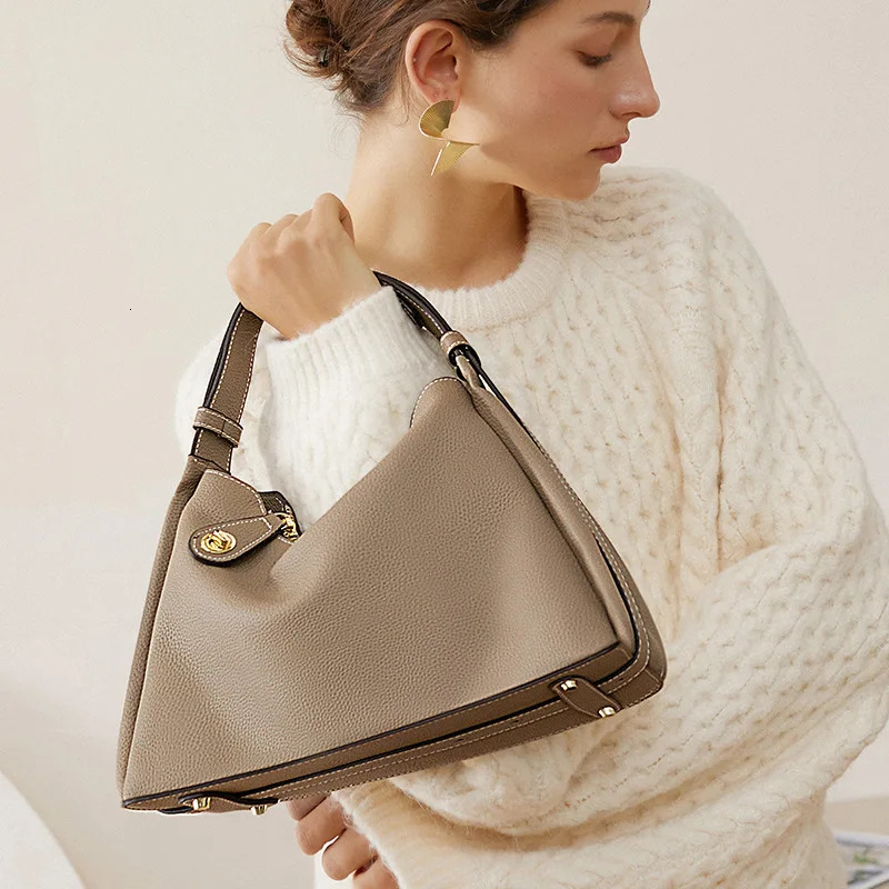 New Fashionable And Versatile Women's Crossbody Leather Designer Shoulder Bag, Multifunctional Handbag